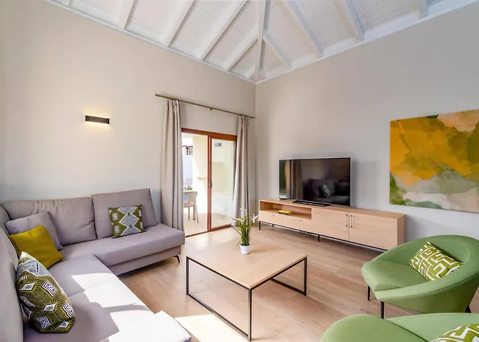 וילה Caleta Olas By