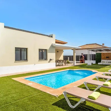 Villa Caleta Olas By